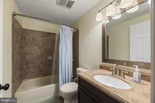 9723 Britinay Ln, Parkville, MD 21234 - Photo 25