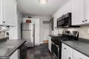 1637 Cottage Ln, Towson, MD 21286 - Photo 13