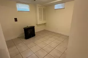 9 E Overlea Ave, Baltimore, MD 21206 - Photo 5