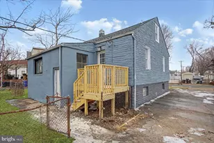 200 Pinewood Rd, Dundalk, MD 21222 - Photo 29