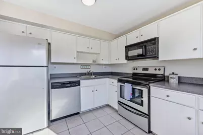 5326 King Arthur Circle, Rosedale, MD 21237 - Photo 5