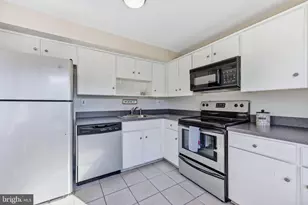 5326 King Arthur Cir, Rosedale, MD 21237 - Photo 5