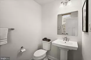 10850 Beckenham St, Baltimore, MD 21220 - Photo 27