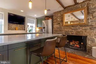 10108 Falls Rd, Lutherville Timonium, MD 21093 - Photo 7