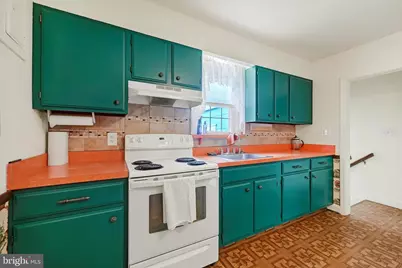 322 Sassafras Road, Baltimore, MD 21221 - Photo 9