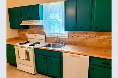 322 Sassafras Road, Baltimore, MD 21221 - Photo 9