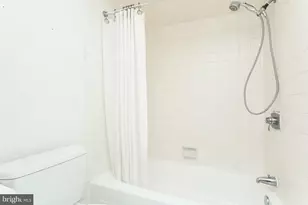 205 E Joppa Rd, Baltimore, MD 21286 - Photo 15