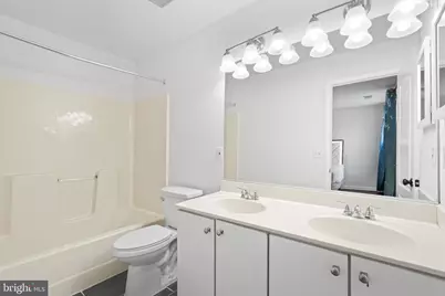 208 Persimmon Circle, Reisterstown, MD 21136 - Photo 17