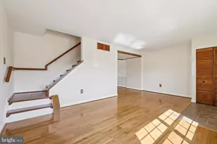 4 Kimball Ridge Ct, Baltimore, MD 21228 - Photo 9