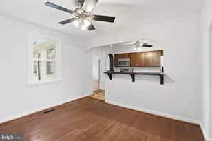 10 Matthews Ave, Cockeysville, MD 21030 - Photo 9