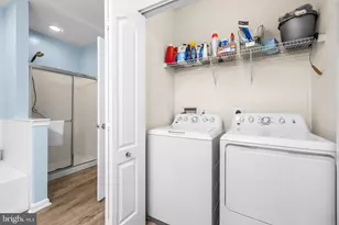 400 Symphony Cir, Cockeysville, MD 21030 - Photo 23