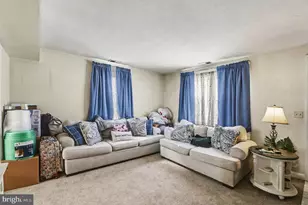 19 Lyndale Ave, Nottingham, MD 21236 - Photo 5