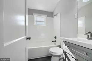 817 N Marlyn Ave, Baltimore, MD 21221 - Photo 17