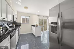 6627 Spring Mill Cir, Gwynn Oak, MD 21207 - Photo 13