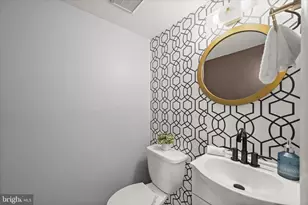 6627 Spring Mill Cir, Gwynn Oak, MD 21207 - Photo 17