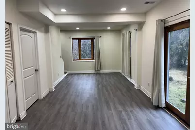 224 E Burke Avenue, Towson, MD 21286 - Photo 3