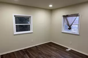 224 E Burke Ave, Towson, MD 21286 - Photo 15