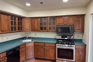 224 E Burke Ave, Towson, MD 21286 - Photo 5