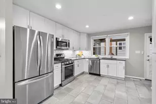 19 Arkla Ct, Catonsville, MD 21228 - Photo 11