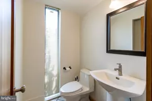 8209 Ruxton Crossing Ct, Towson, MD 21204 - Photo 5