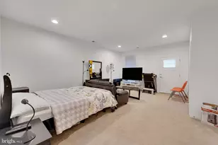 1408 Hudson View Rd, Essex, MD 21221 - Photo 7