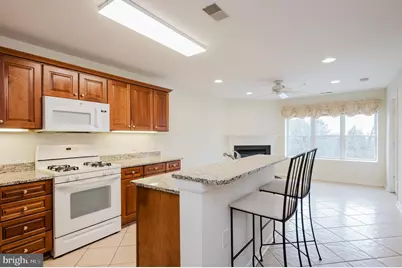 12240 Roundwood Road #405, Lutherville Timonium, MD 21093 - Photo 17