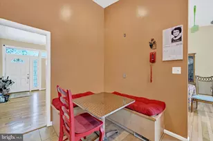 6816 Timberlane Rd, Baltimore, MD 21209 - Photo 9