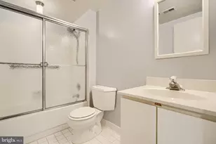 110 Castletown, Lutherville Timonium, MD 21093 - Photo 33