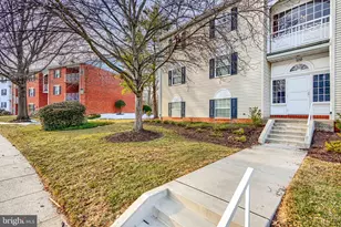 110 Castletown, Lutherville Timonium, MD 21093 - Photo 3