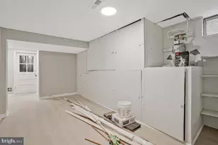 1224 Pleasant Valley Dr, Baltimore, MD 21228 - Photo 37