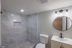 6515 Hazelwood Ct, Baltimore, MD 21237 - Photo 29