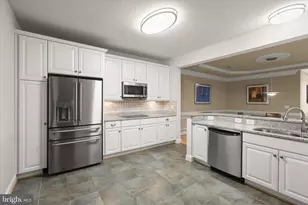 3000 Stone Cliff Dr, Baltimore, MD 21209 - Photo 11