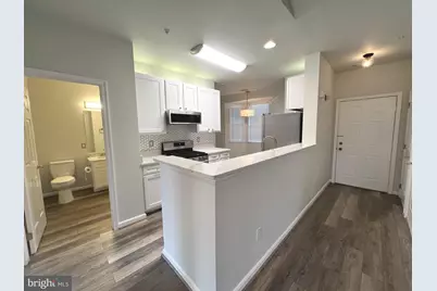 5000 Hollington Drive #305, Owings Mills, MD 21117 - Photo 5