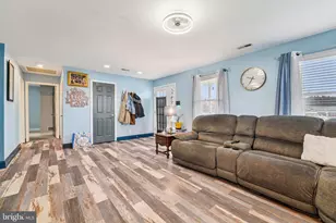 2504 Putty Hill Ave, Parkville, MD 21234 - Photo 7