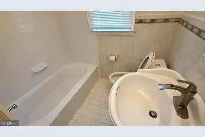 719 Linda Drive, Baltimore, MD 21228 - Photo 27