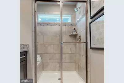 304 Sweetbay Rd, Essex, MD 21221 - Photo 11