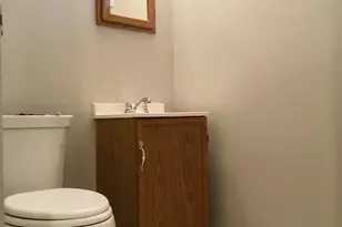 8664 Oak Rd, Baltimore, MD 21234 - Photo 5