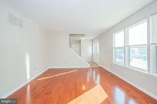 29 Upman Ct, Baltimore, MD 21228 - Photo 9