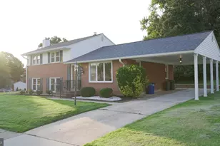 1900 Lismore Ln, Catonsville, MD 21228 - Photo 3