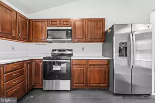 7 Briarleaf Ct, Baltimore, MD 21228 - Photo 13