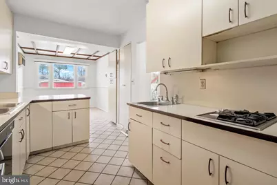 1002 Scotts Hill, Pikesville, MD 21208 - Photo 7