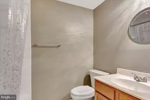 13 Willow Path Ct, Baltimore, MD 21236 - Photo 9