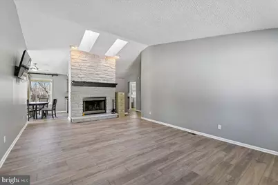 7836 Oakdale, Baltimore, MD 21237 - Photo 3