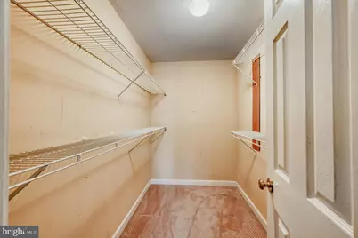 2322 Falls Gable Lane #J, Baltimore, MD 21209 - Photo 11