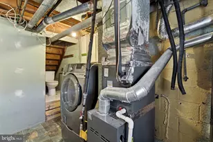 50 Berkshire Rd, Baltimore, MD 21221 - Photo 23