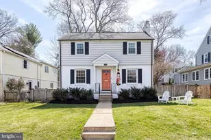 1229 Lake Falls Rd, Baltimore, MD 21210 - Photo 1