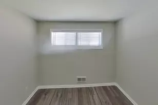 2012 Royal Garden Dr, Baltimore, MD 21207 - Photo 9