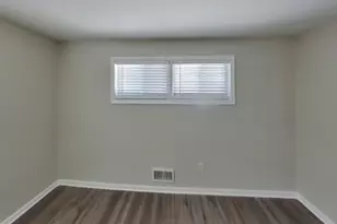 2012 Royal Garden Dr, Baltimore, MD 21207 - Photo 15