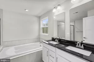 10706 Larkswood St, Middle River, MD 21220 - Photo 21