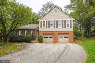 260 Hunters Ridge Rd, Lutherville Timonium, MD 21093 - Photo 1